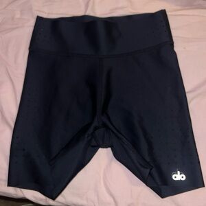 XS Alo Tight Shorts